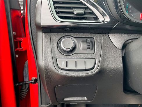 Used 2016 Chevrolet Spark LT image 33