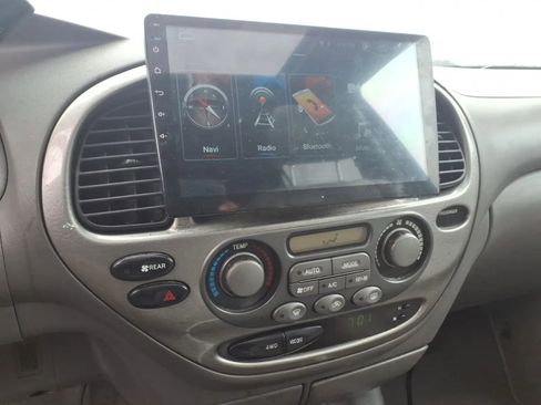 Used 2002 Toyota Sequoia Limited image 29