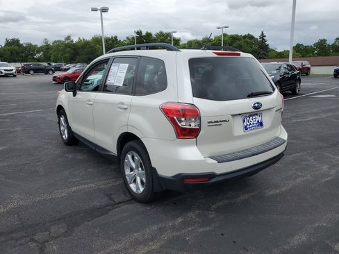 Used 2015 Subaru Forester 2.5i Premium w/ All-Weather Package AWD/4WD image 2