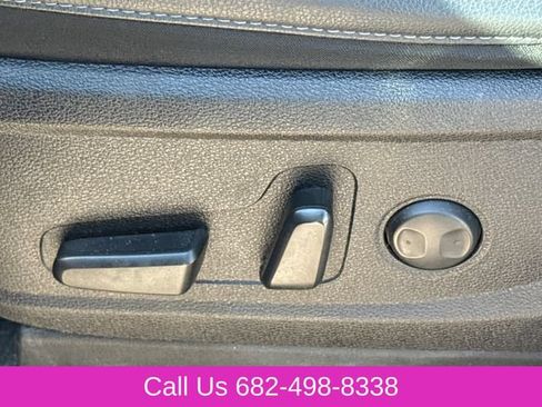 Used 2025 Kia Telluride EX w/ EX Captain's Chair Package FWD image 22