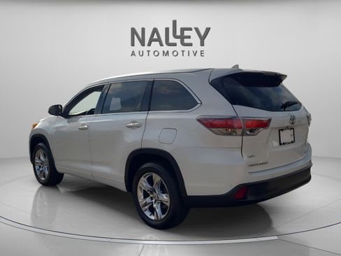 Used 2014 Toyota Highlander Limited image 3