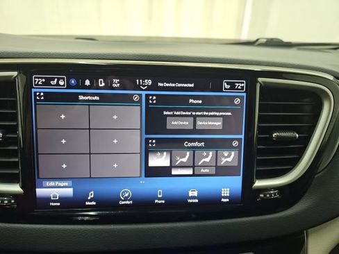 Used 2023 Chrysler Pacifica Touring-L FWD image 5