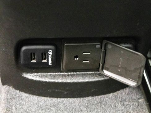 Used 2016 Chevrolet Malibu LT image 23