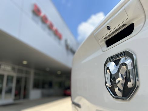 Used 2023 RAM 1500 Laramie image 13