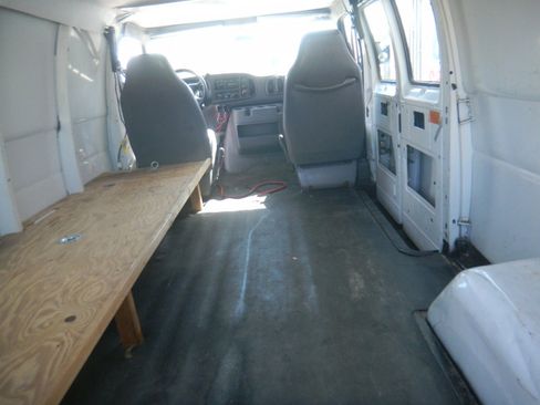 Used 2000 Dodge B1500 image 29