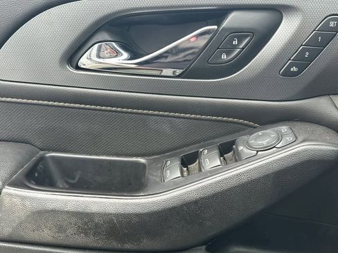 Used 2020 Chevrolet Traverse Premier w/ LPO, Floor Liner Package AWD/4WD image 15