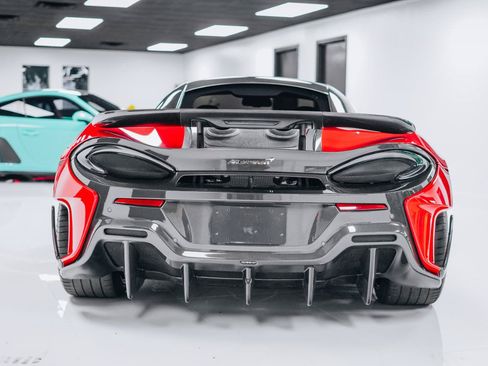 Used 2019 McLaren 600LT RWD image 6
