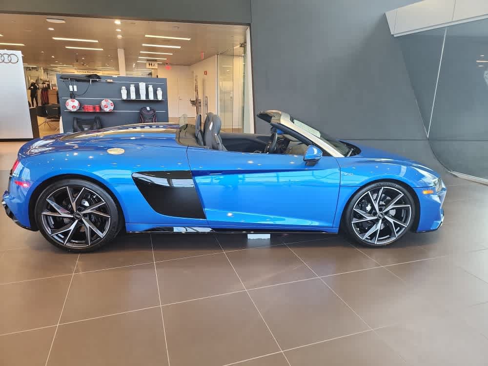 Used 2022 Audi R8 V10 performance RWD image 7