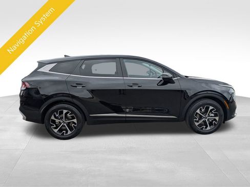 Certified 2025 Kia Sportage EX FWD image 7
