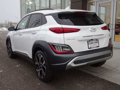 Used 2022 Hyundai Kona Limited image 3