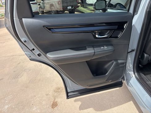 Used 2026 Honda CR-V Sport Touring image 17