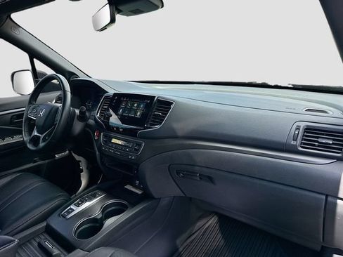 Used 2023 Honda Passport TrailSport image 35