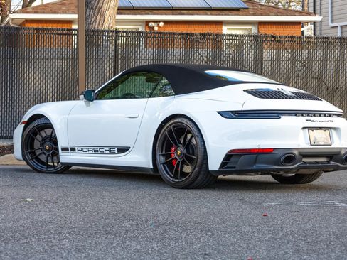Used 2024 Porsche 911 Carrera 4 GTS image 39