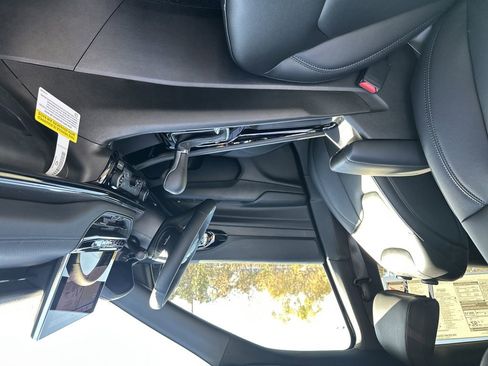 New 2026 Jeep Compass Limited w/ Sun, Sound & Navigation Group AWD/4WD image 35