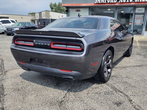 Used 2017 Dodge Challenger SXT Plus RWD image 6