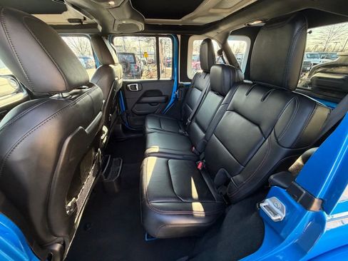 Certified 2024 Jeep Wrangler Unlimited Rubicon image 18