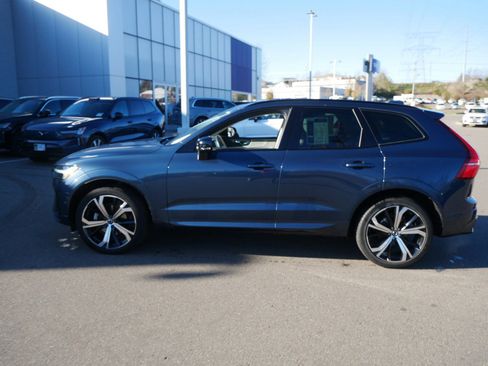 Used 2023 Volvo XC60 B5 Ultimate image 4