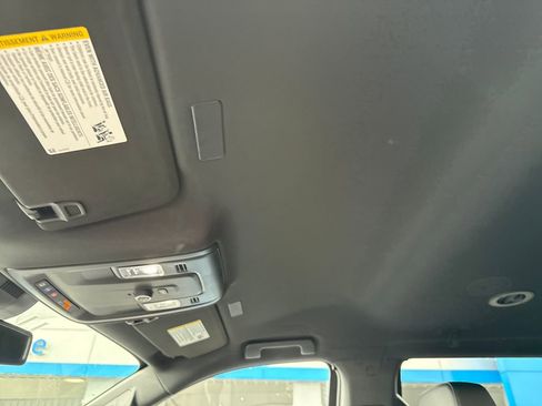 Used 2025 Chevrolet Tahoe Z71 image 27