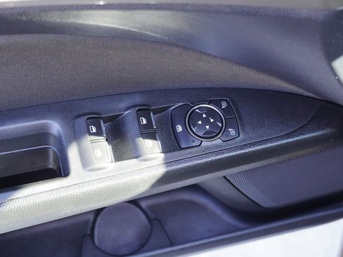 Used 2019 Ford Fusion SE image 20