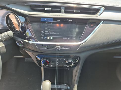 Used 2023 Buick Encore GX Preferred FWD image 25
