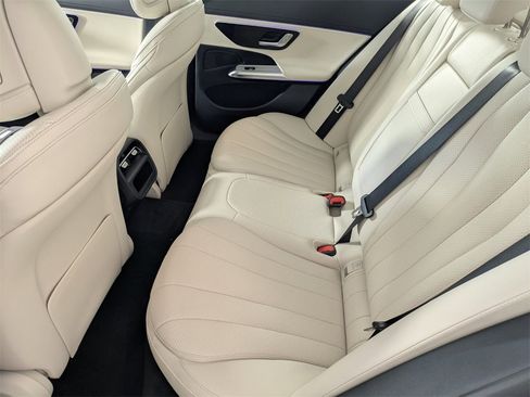 New 2026 Mercedes-Benz E 350 4MATIC Sedan image 11