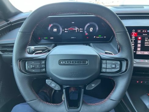 Used 2025 Dodge Charger Daytona Scat Pack w/ Track Pack AWD/4WD image 29