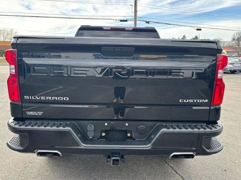 Used 2019 Chevrolet Silverado 1500 Custom Trail Boss w/ Custom Convenience Package image 7