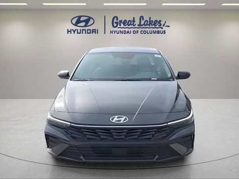 New 2026 Hyundai Elantra SEL Sport Premium FWD image 8