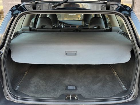 Used 2010 Volvo XC70 3.2 image 47