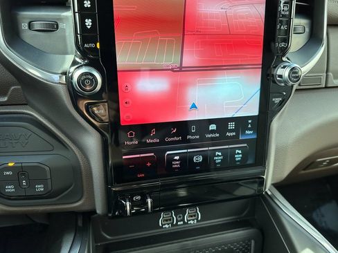 New 2026 RAM 3500 Laramie AWD/4WD image 29