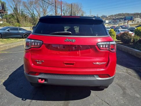 Used 2019 Jeep Compass Trailhawk AWD/4WD image 6