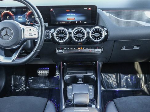 Used 2022 Mercedes-Benz GLA 250 image 13