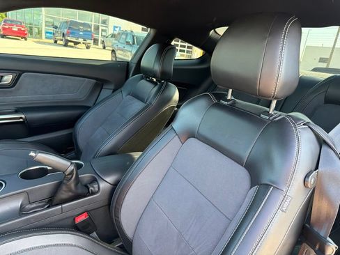 Used 2020 Ford Mustang Shelby GT350 w/ Technology Package RWD image 23