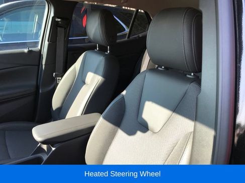 Used 2025 Buick Encore GX Preferred w/ Comfort Package FWD image 4