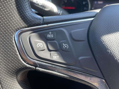Used 2019 Chevrolet Equinox LT FWD image 20