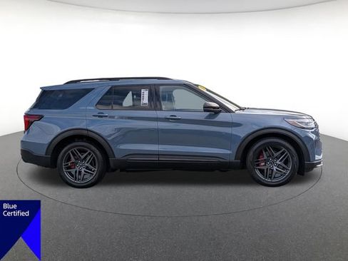 Certified 2025 Ford Explorer ST AWD/4WD image 2
