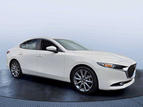 Certified 2025 MAZDA MAZDA3 s FWD image 1