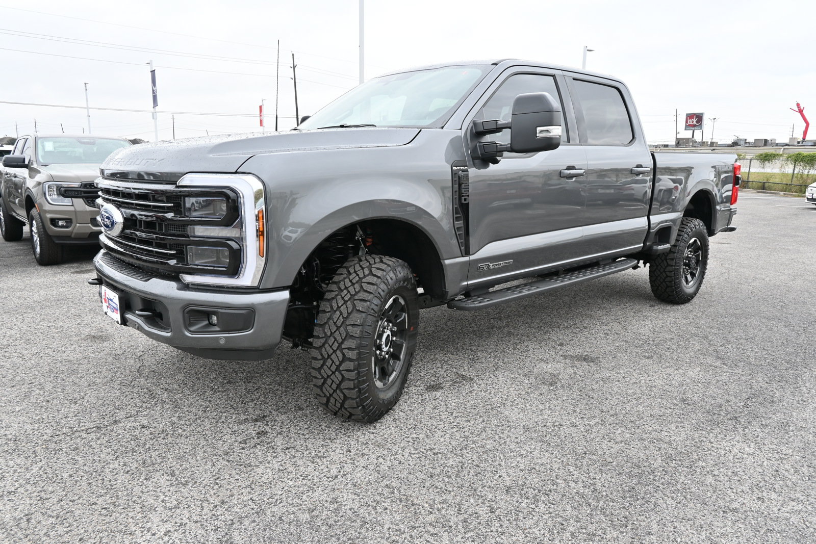 New 2026 Ford F250 Platinum w/ Tremor Off-Road Package AWD/4WD image 8