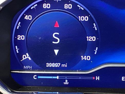 Certified 2023 Chevrolet Silverado 1500 LT w/ Z71 Off-Road Package image 18