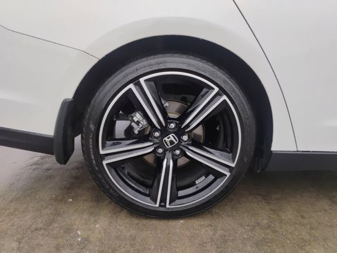 Certified 2025 Honda Accord Sport image 23