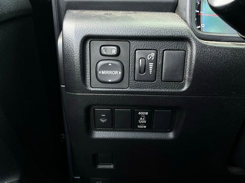 Used 2014 Toyota 4Runner SR5 image 21