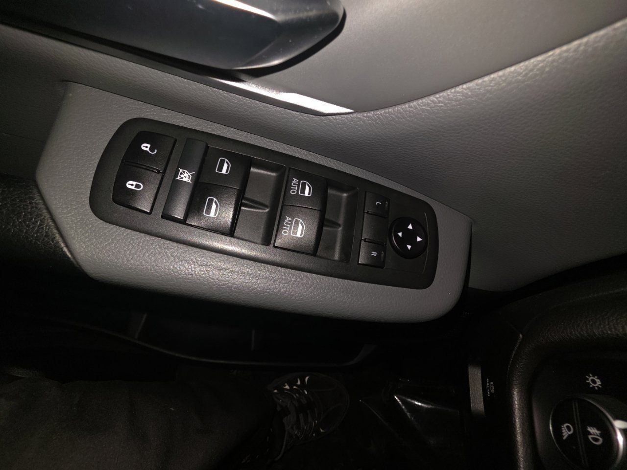 Used 2020 RAM 1500 Big Horn RWD image 35