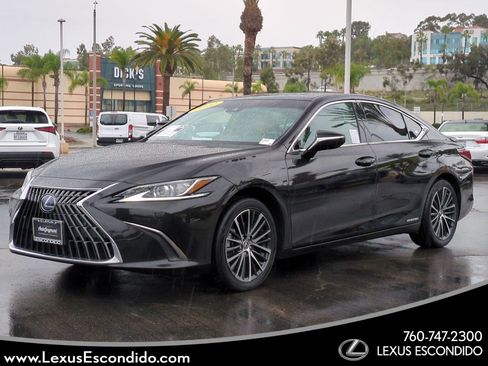 Used 2022 Lexus ES 300h w/ Premium Package image 1