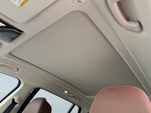 Used 2021 BMW X7 xDrive40i w/ Premium Package image 14