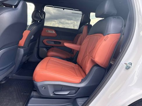 Used 2027 Kia Telluride SX FWD image 9