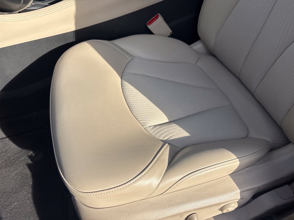 Used 2017 Buick Envision Preferred w/ LPO, Cargo Package FWD image 12