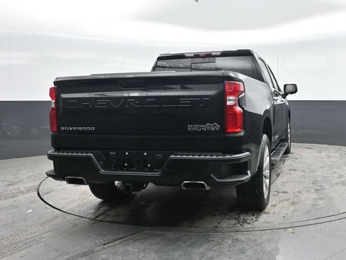 Used 2021 Chevrolet Silverado 1500 High Country w/ Technology Package AWD/4WD image 9