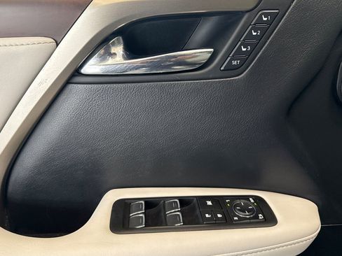 Used 2022 Lexus RX 350 FWD w/ Premium Package image 10