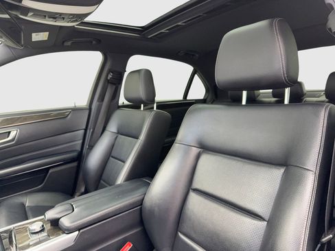 Used 2014 Mercedes-Benz E 350 Sedan image 15