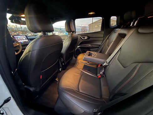 Used 2023 Jeep Compass Trailhawk w/ Trailhawk Elite Group image 13